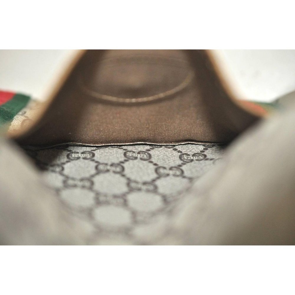 Gucci Gray Monogram Travel Tote with Green and Red Straps - Picture 10 of 12